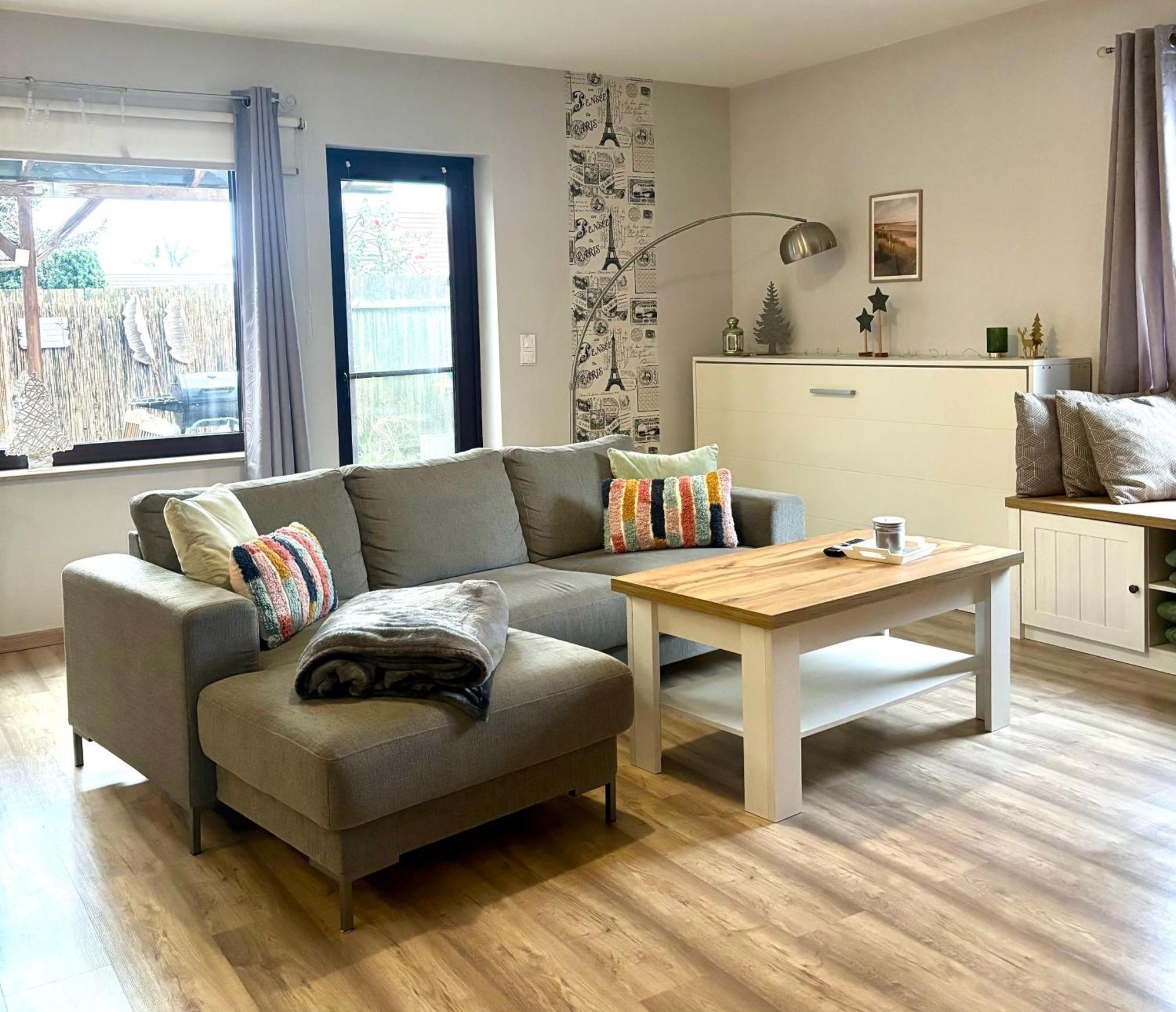 Grosse Wohnkueche, Terrasse, Schlafzimmer Am Steinhuder Meer, Wlan, Parkplatz, Fussbodenheizung, 70Qm Вуншторф Екстер'єр фото